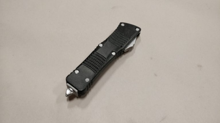 Microtech Combat Troodon